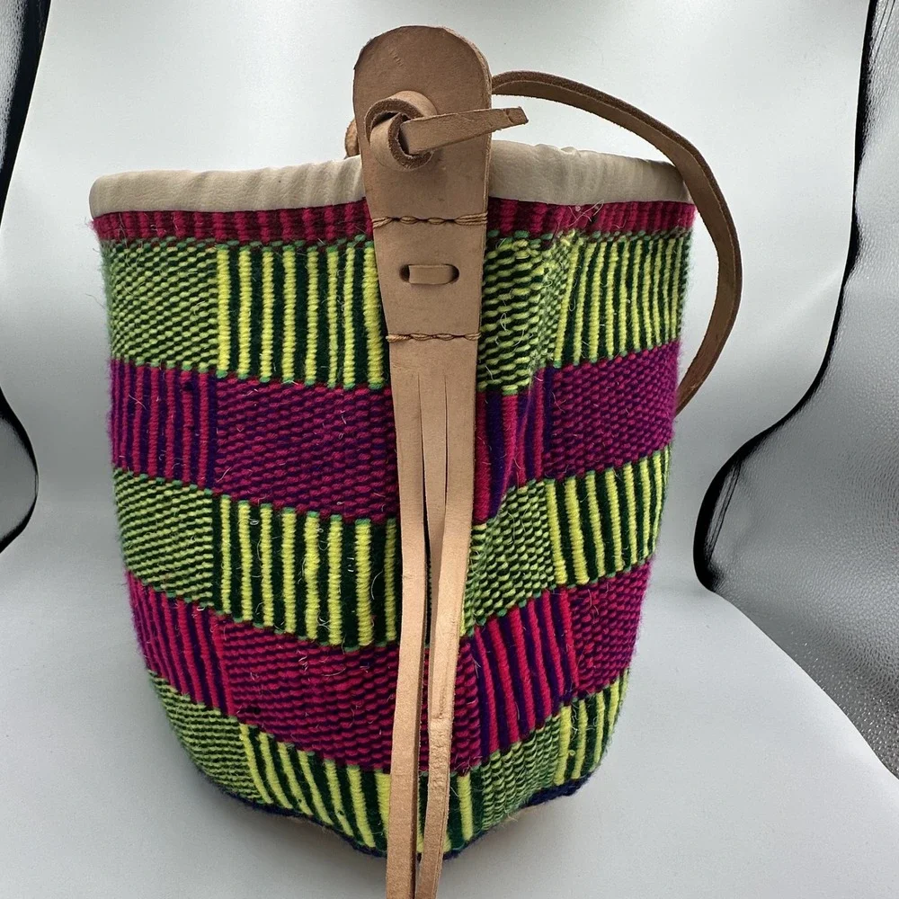 Handwoven Boho Beachy Resort African Bucket Bag Multicolor Geo Leather Strap‎